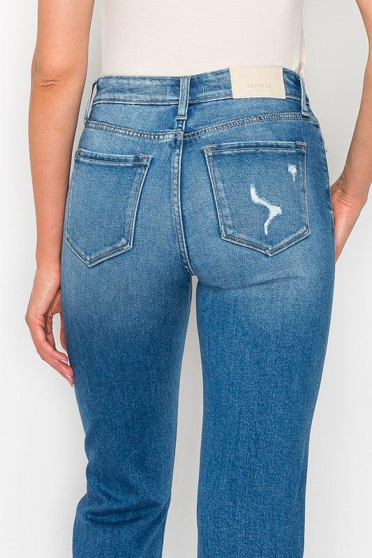 HIGH RISE TAPERED LEG JEANS - Leur Beau Monde Boutique