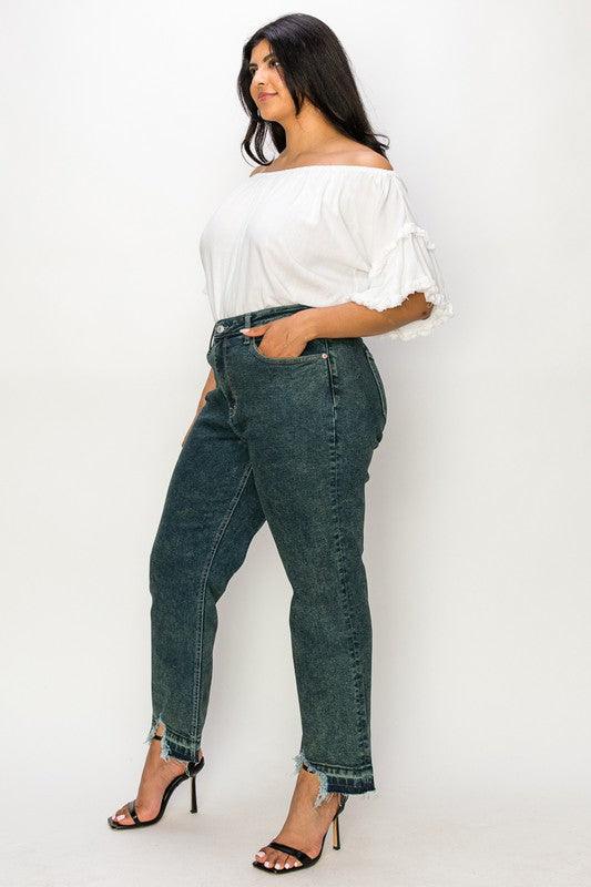 PLUS SIZE - HIGH RISE STRETCH STRAIGHT JEANS - Leur Beau Monde Boutique