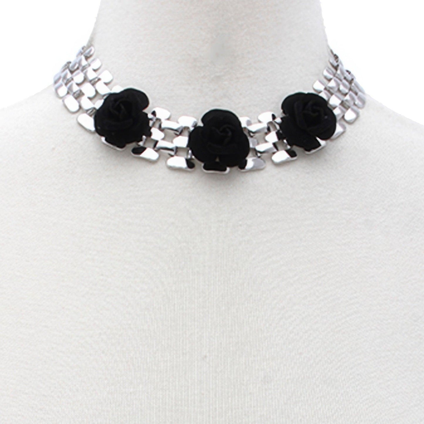 Sodajo Flower Metal Necklace - Leur Beau Monde Boutique